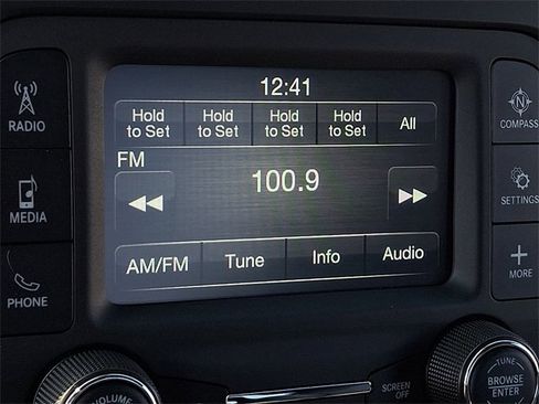 Used 2024 RAM 2500 Tradesman w/ Chrome Appearance Group image 14