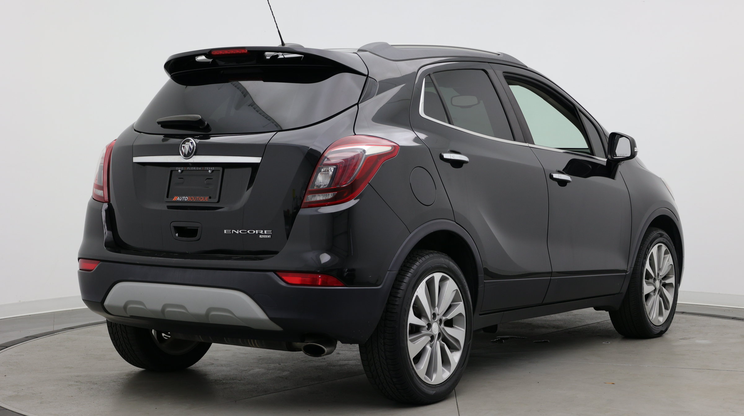 Used 2019 Buick Encore Preferred w/ LPO, Active Package FWD image 7