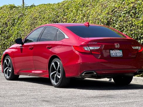 Used 2018 Honda Accord Sport image 6