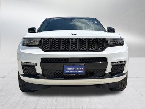 Used 2023 Jeep Grand Cherokee L Summit AWD/4WD image 2