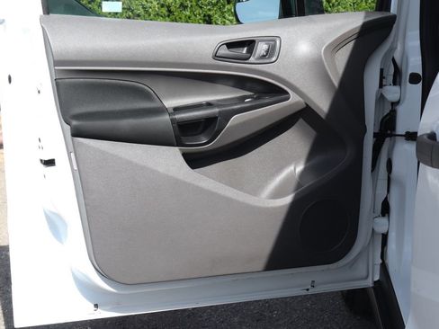 Used 2022 Ford Transit Connect XL image 17