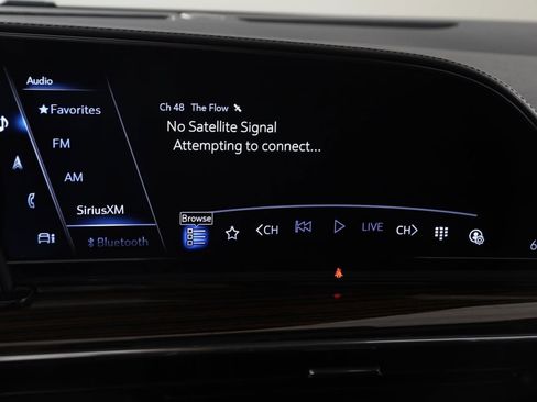 Used 2022 Cadillac Escalade ESV Premium Luxury image 41