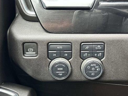 Certified 2022 Chevrolet Silverado 1500 LTZ image 27