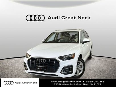 Used 2023 Audi Q5 Premium w/ Convenience Package