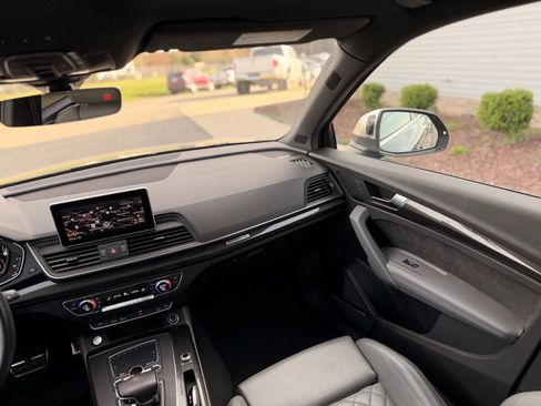 Used 2018 Audi SQ5 Prestige AWD/4WD image 29