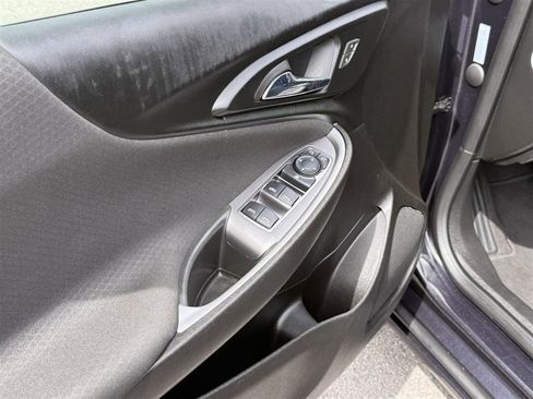 Used 2023 Chevrolet Malibu LT FWD image 20