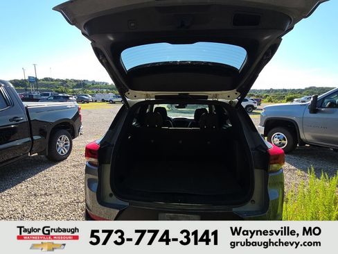 Used 2023 Chevrolet TrailBlazer ACTIV w/ Sun and Liftgate Package FWD image 14