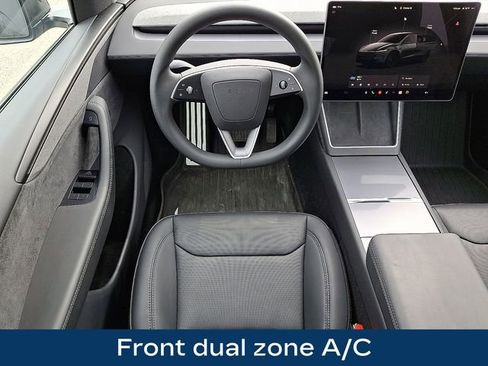 Used 2026 Tesla Model Y 2WD image 3