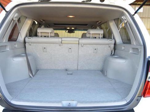Used 2004 Toyota Highlander Limited AWD/4WD image 36