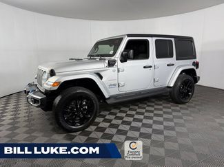 Used 2023 Jeep Wrangler Unlimited Sahara AWD/4WD video 1