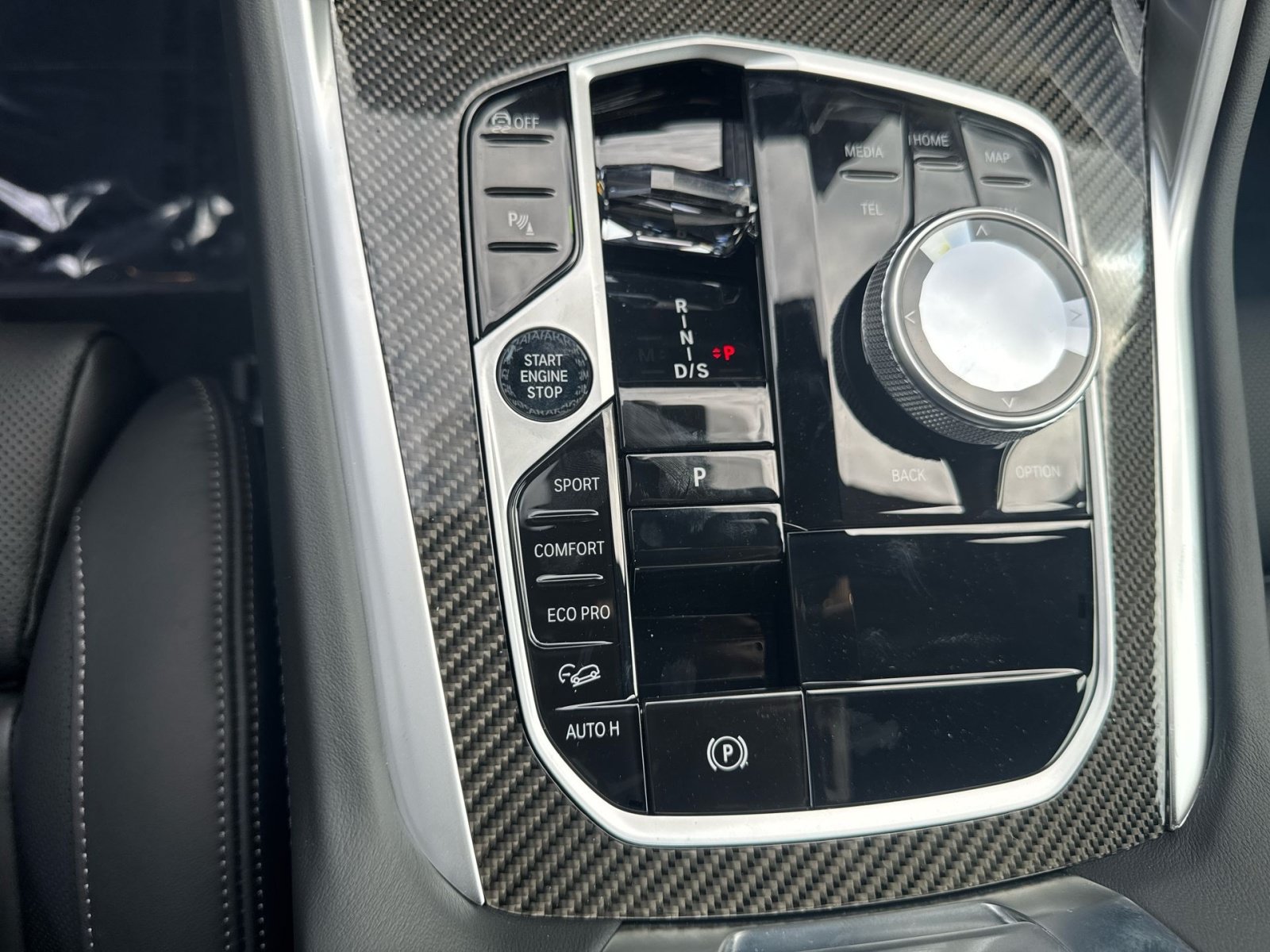 New 2027 BMW X6 M60i AWD/4WD image 23