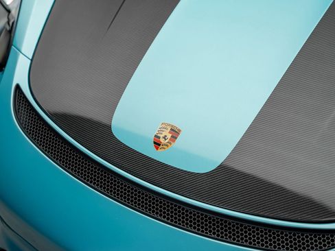 Used 2025 Porsche 718 Cayman GT4 RS RWD image 11