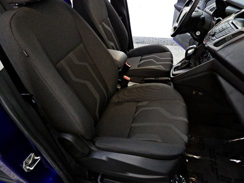 Used 2018 Ford Transit Connect XLT FWD image 14