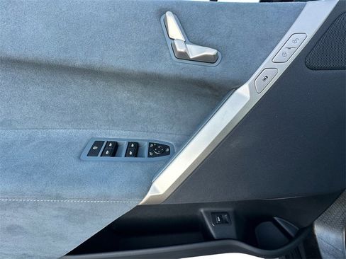Used 2023 BMW iX xDrive50 w/ BMW I Signature Blue Package image 10