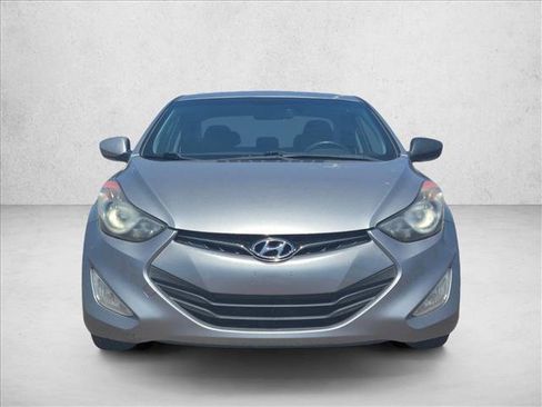 Used 2013 Hyundai Elantra FWD image 2