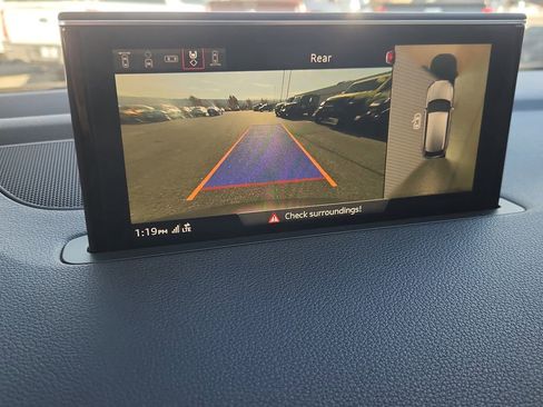 Used 2017 Audi Q7 3.0T Premium Plus w/ Premium Plus Package image 26