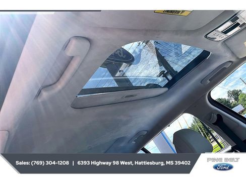 Used 2025 Hyundai Santa Fe Calligraphy FWD image 16