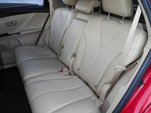 Used 2013 Toyota Venza LE image 22