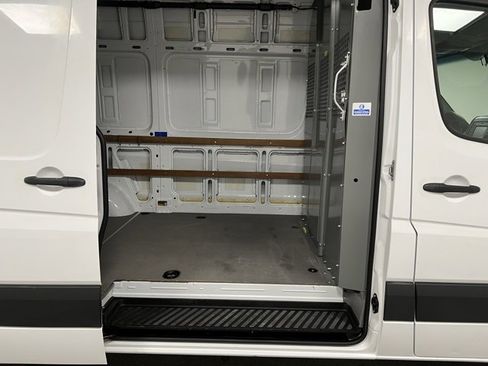 Used 2014 Mercedes-Benz Sprinter 144 Cargo image 40