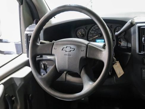 Used 2007 Chevrolet Express 3500 w/ School Bus Package RWD image 17