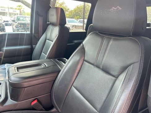 Used 2020 Chevrolet Silverado 2500 High Country w/ Z71 Off-Road Package AWD/4WD image 10