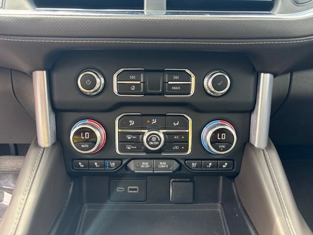 Used 2023 GMC Yukon SLT w/ SLT Premium Package AWD/4WD image 21