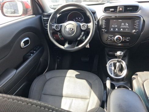Used 2019 Kia Soul + FWD image 22