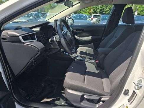 Certified 2025 Toyota Corolla LE FWD image 15