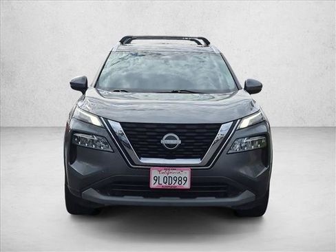 Used 2023 Nissan Rogue SV w/ SV Premium Package AWD/4WD image 2