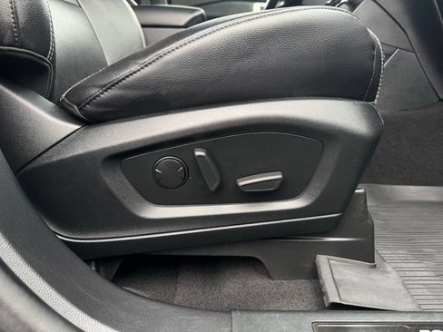 Used 2021 Ford Explorer ST image 38