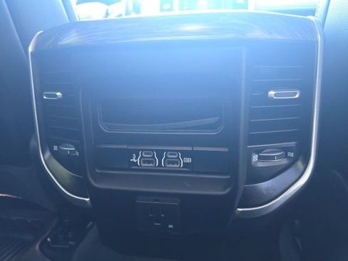 Used 2020 RAM 1500 Laramie AWD/4WD image 11