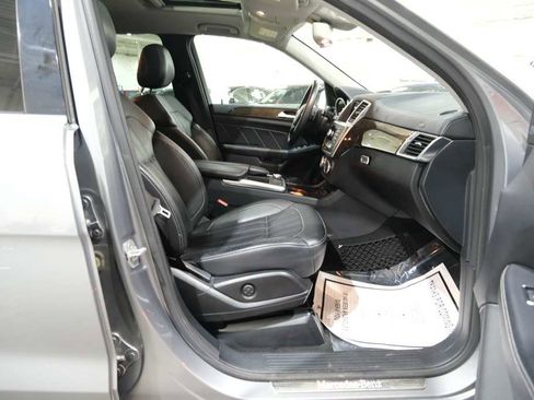 Used 2015 Mercedes-Benz GL 450 4MATIC w/ Parking Assist Package image 37