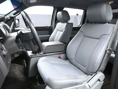 Used 2014 Ford F150 XLT w/ Equipment Group 302A Luxury image 9