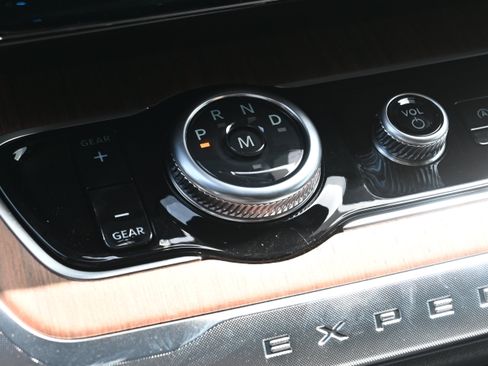 New 2027 Ford Expedition King Ranch RWD image 26