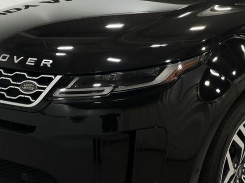 Used 2020 Land Rover Range Rover Evoque SE image 34