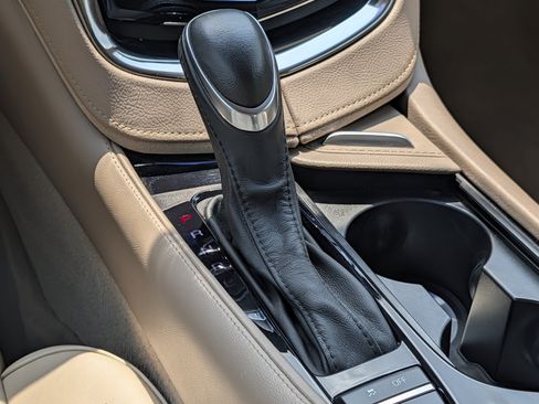 Used 2014 Cadillac ELR FWD image 23