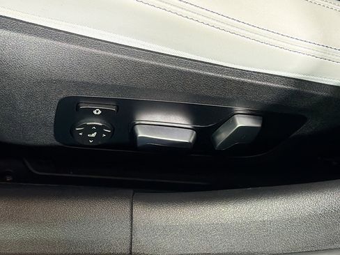 Used 2021 BMW M8 Gran Coupe xDrive image 25