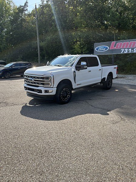 Used 2024 Ford F250 Platinum AWD/4WD image 3