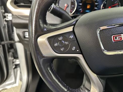 Used 2019 GMC Acadia Denali AWD/4WD image 15