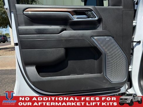 Used 2024 GMC Sierra 3500 Denali w/ Denali Reserve Package AWD/4WD image 17