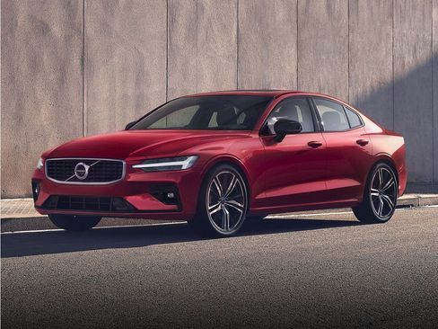 Used 2021 Volvo S60 T5 R-Design FWD image 1