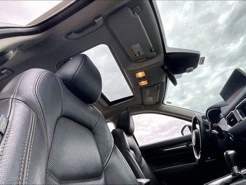 Used 2022 MAZDA CX-5 AWD 2.5 S w/ Premium Package image 22