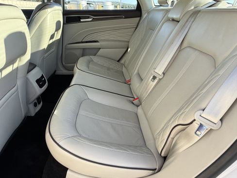 Used 2018 Ford Fusion Energi Platinum image 30
