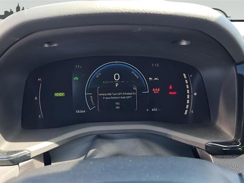 Used 2025 Toyota Camry LE w/ Convenience Package image 15