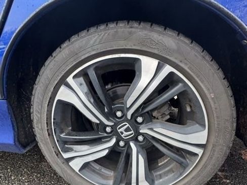 Used 2016 Honda Civic Touring image 8