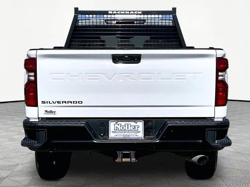 Used 2024 Chevrolet Silverado 2500 W/T w/ WT Convenience Package image 4