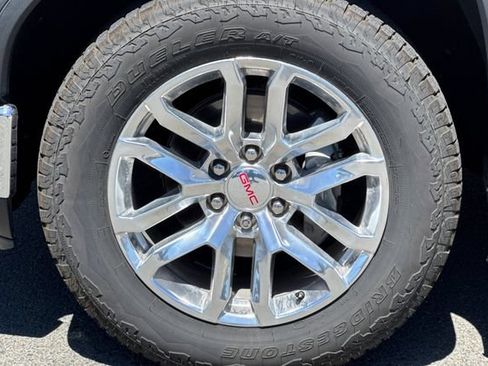 Used 2020 GMC Sierra 1500 SLT w/ SLT Premium Plus Package AWD/4WD image 24