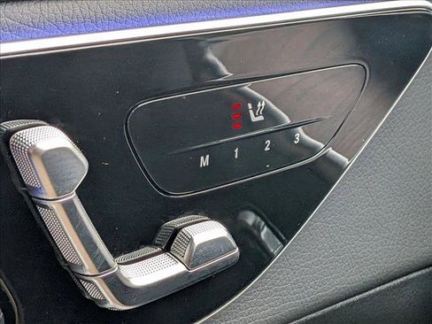 Certified 2025 Mercedes-Benz GLC 300 4MATIC image 17