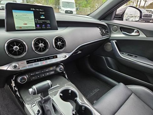 Used 2021 Kia Stinger GT1 image 20