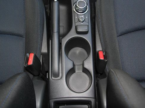 Used 2018 Toyota Yaris iA FWD image 18